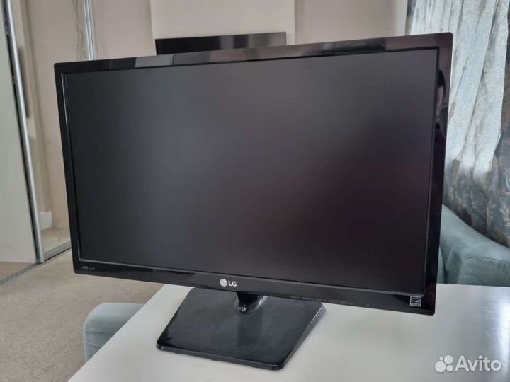 Монитор LG 23mp47d