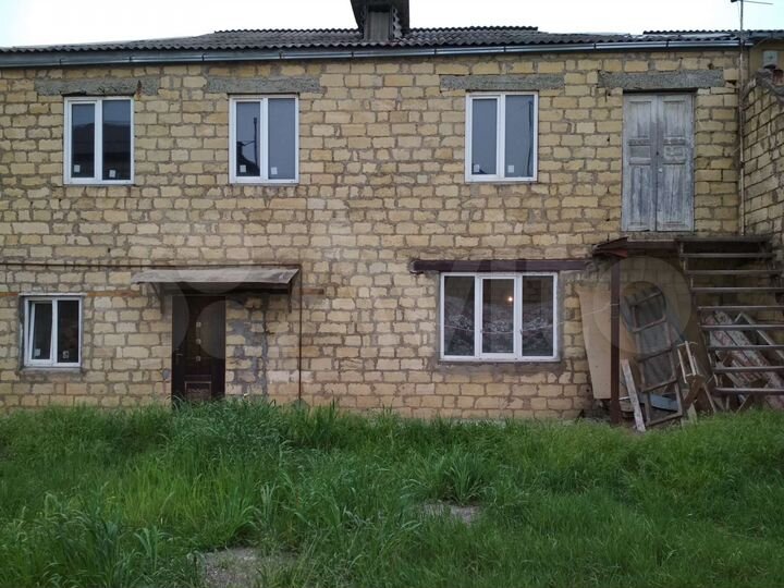 Дом 280 м² на участке 4,5 сот.