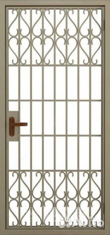 Дверь решетчатая