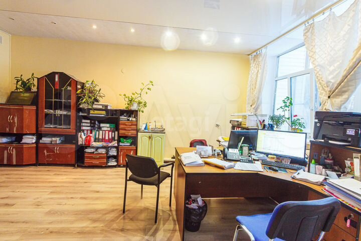 2-к. квартира, 58 м², 1/1 эт.