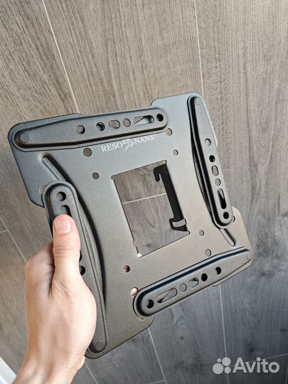 Кронштейн для телевизора Resonans