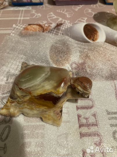 Фигурки из оникса (+2 подсвечника и две рюмочки)