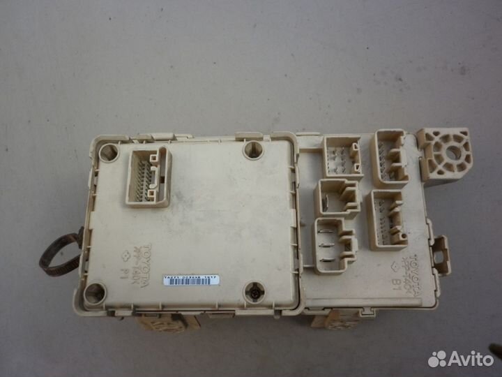 Блок предохранителей тойота ипсум