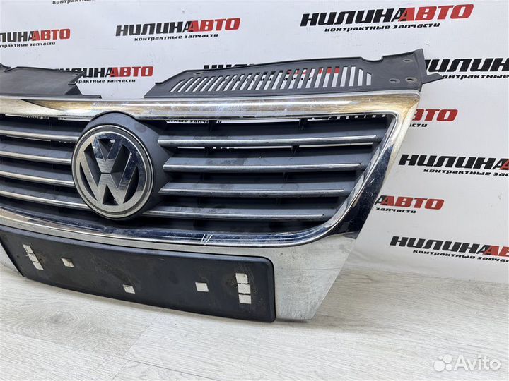 Решетка радиатора Volkswagen Passat B6 седан 3C2
