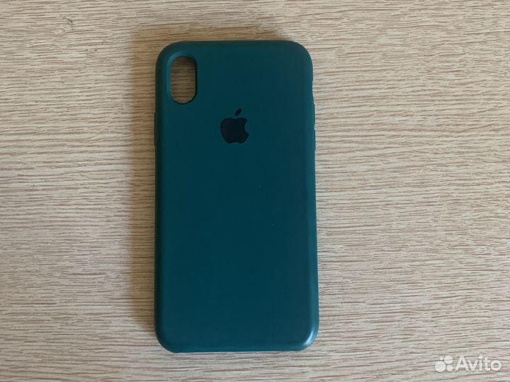 Чехол на iPhone xr изумрудный