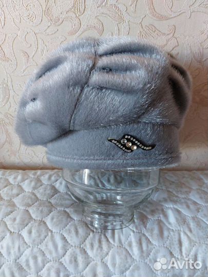 Берет женский зимний