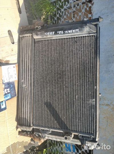 Радиатор охлаждения шаран 2002 год