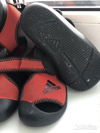 Босоножки adidas 24