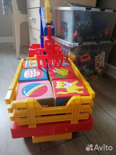 Машина погрузчик