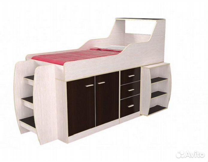 Детская кровать чердак с ящиками и столиком