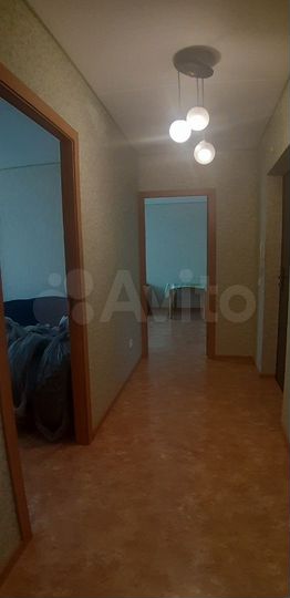 3-к. квартира, 64 м², 1/3 эт.