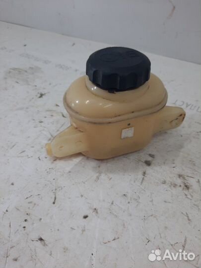 Бачок гур Chevrolet Lacetti F16D3 2011