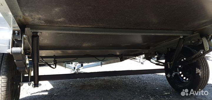 Легковой авто прицеп крепыш 2.5 плюс тент 300мм