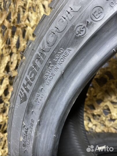 Hankook Winter I'Cept X RW10 275/40 R21 107T