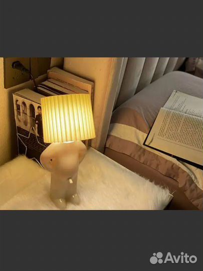 Лампа настольная