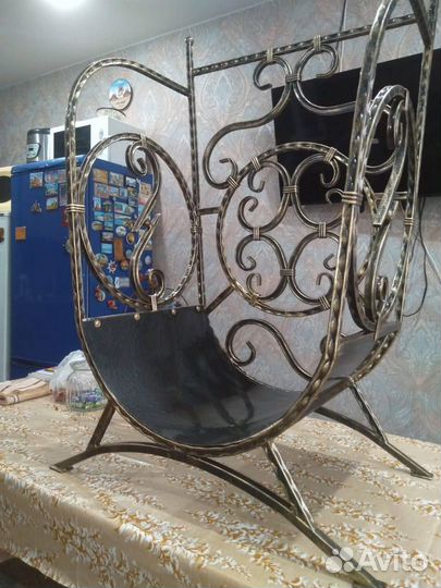 Кованная дровница