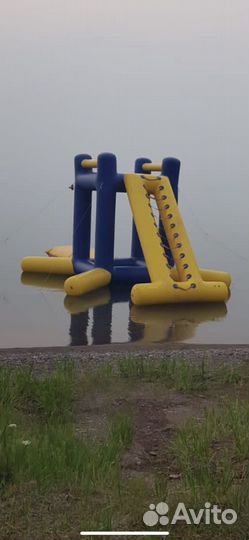 Атракцион водный