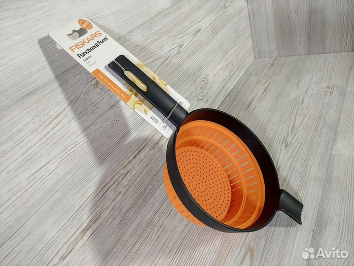 Дуршлаг складной Fiskars 1014345 FF