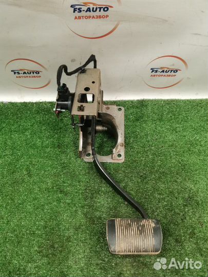 Педаль тормоза Dodge Journey 2.4 ED3 2010