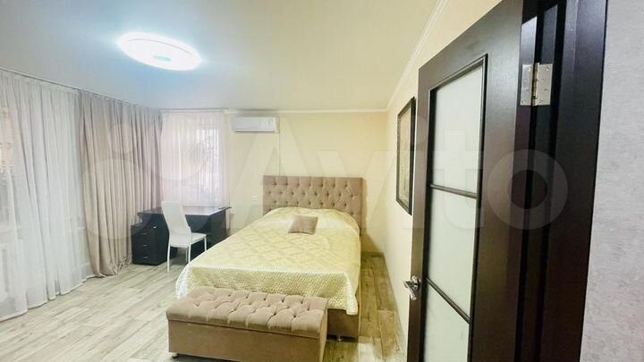 2-к. квартира, 64 м², 8/9 эт.