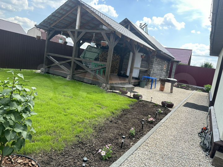 Коттедж 102,8 м² на участке 5 сот.