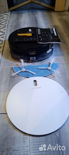 Робот пылесос