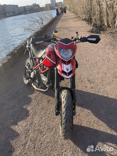 Ducati Hypermotard 1100 evo SP