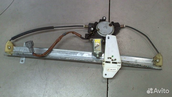 Стеклоподъемник электрический Infiniti QX56, 2004