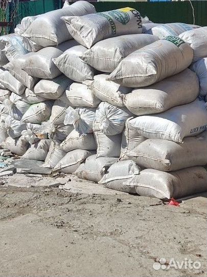 Навоз куриный в мешках