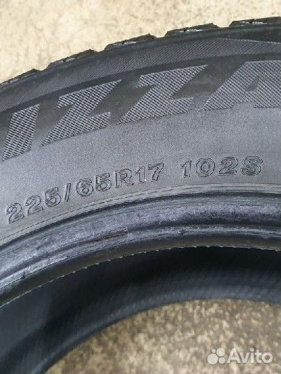 Bridgestone Blizzak DM-V2 225/65 R17 102S