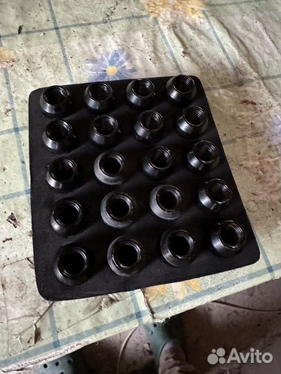 Колесные гайки 12х1.5 черные