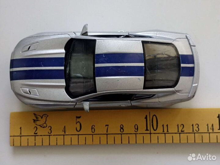 Машинка металлическая