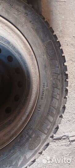 Michelin X-Ice North 3 205/60 R16