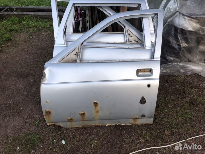 Двери ваз 2111