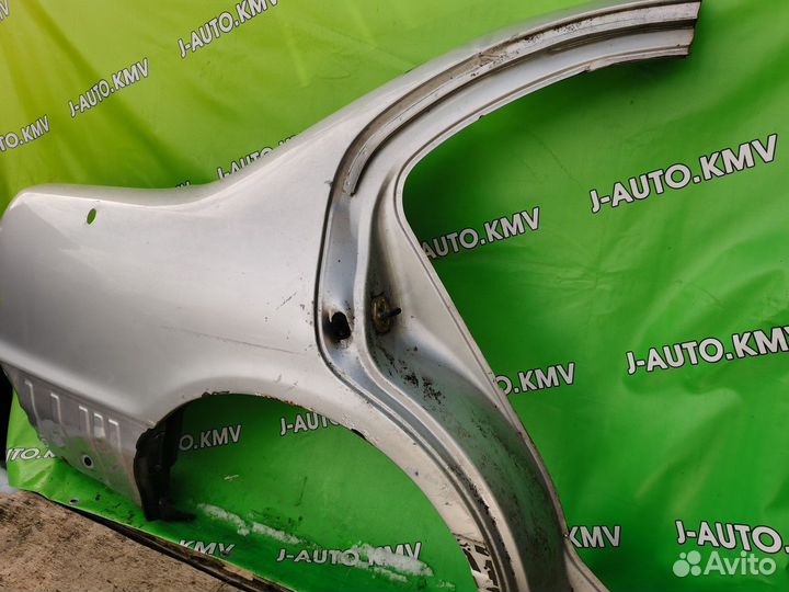 Крыло заднее правое Nissan Maxima