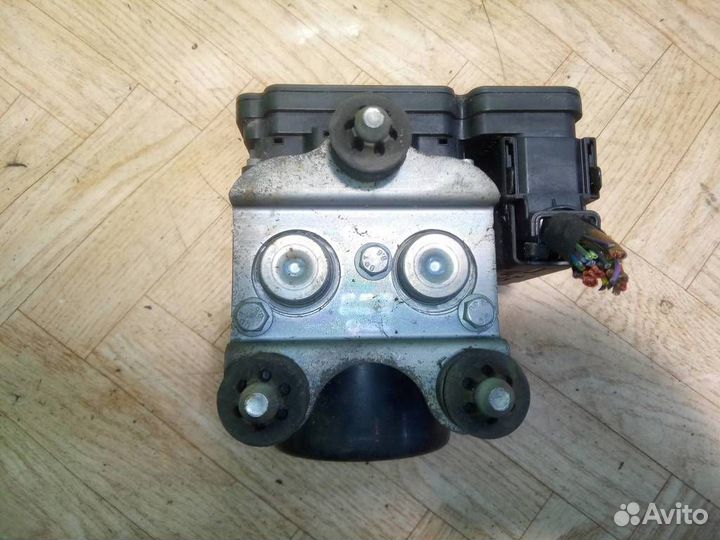 Блок управления тормозами/насос ABS Audi Q7