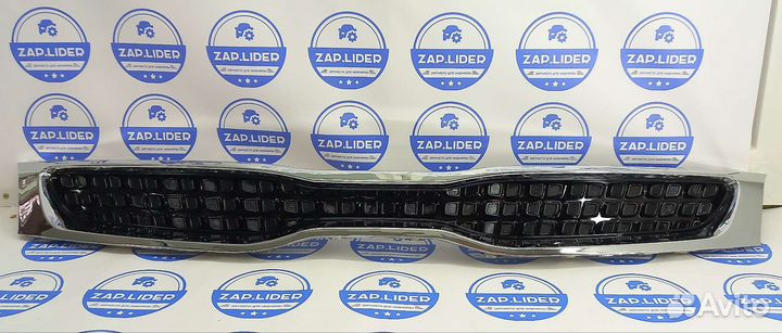 Решетка радиатора на Киа Рио 4 Х-лайн 2017-2020