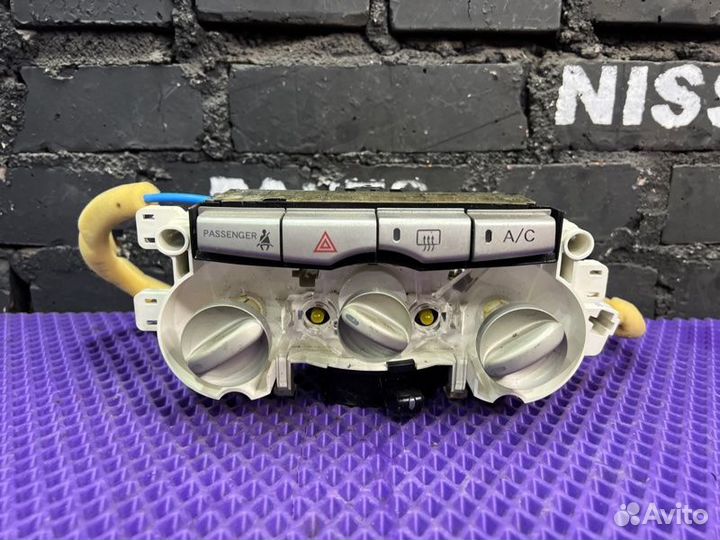 Блок управления климат-контролем Toyota Passo