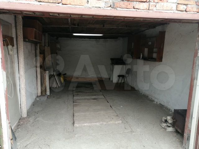 Авито томск гараж