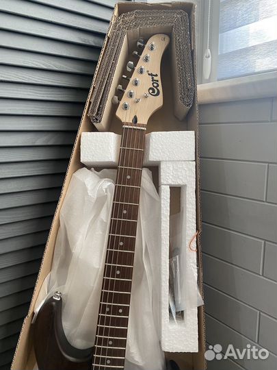 Элетрогитара Cort