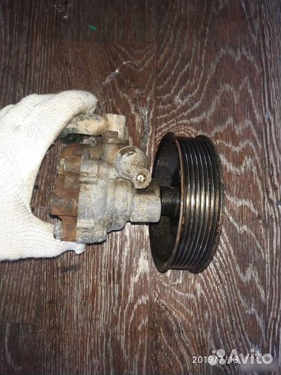 Насос гидроусилителя для Kia Sorento 2002-2009