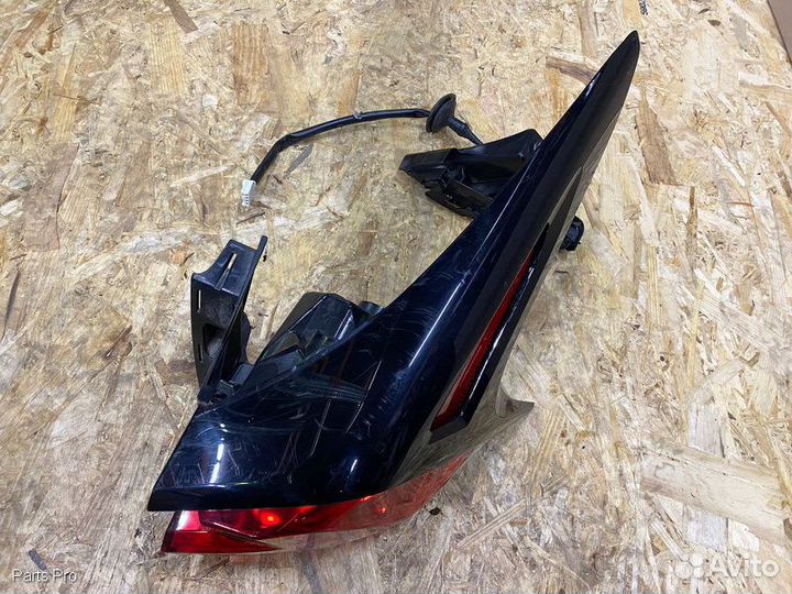 Оптика задняя правая в крыло Lexus NX Z10