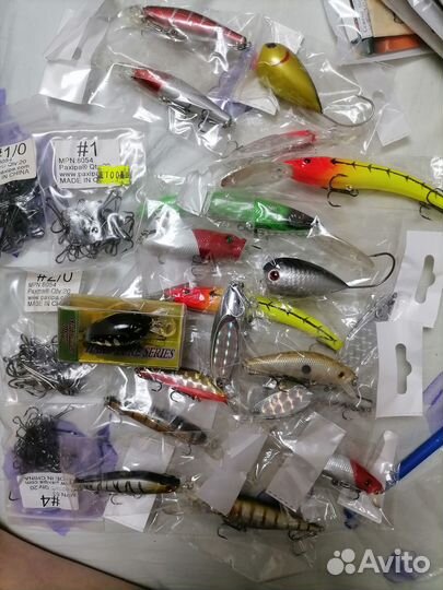 Блесны, воблеры,крючки