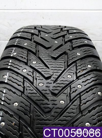 Nokian Tyres Hakkapeliitta 8 SUV 245/60 R18 96T
