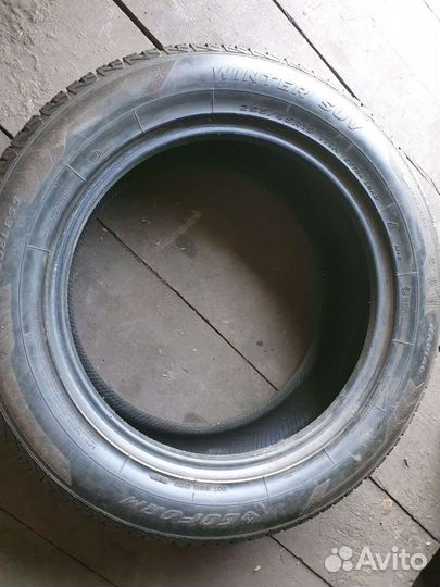 Goform W696 255/55 R19