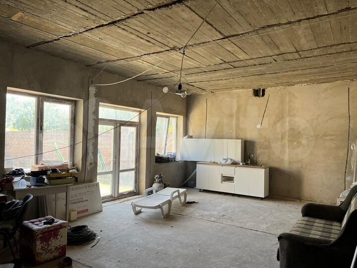 Дом 485 м² на участке 6 сот.