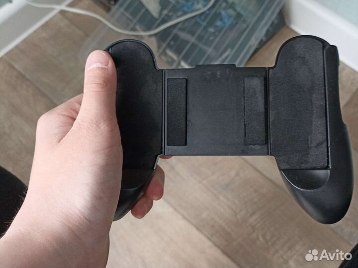 Держатель для телефона геймерский