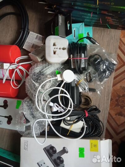 Аксессуары для телефонов