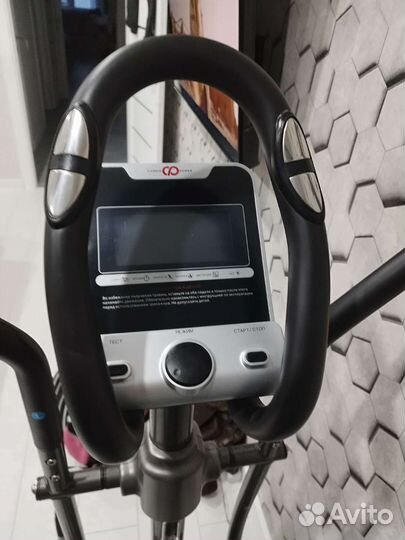 Эллиптический тренажер