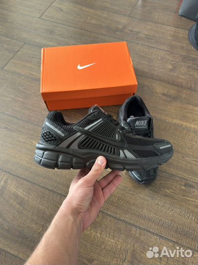 Кроссовки nike